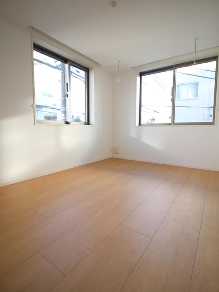 居室 ファヴォ－レ三軒茶屋