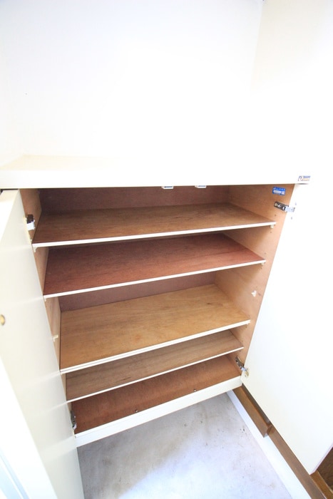 靴箱 エステ－ト三ツ沢