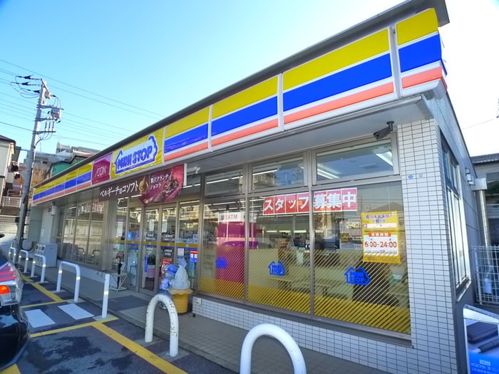 ミニストップ(コンビニ)まで173m リバーシティ検見川
