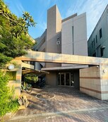 エミールナガト