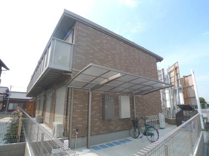 駐輪場 なつすずみ