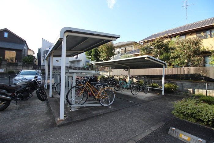 駐輪場 グリ－ンヒルズ大澤Ｂ