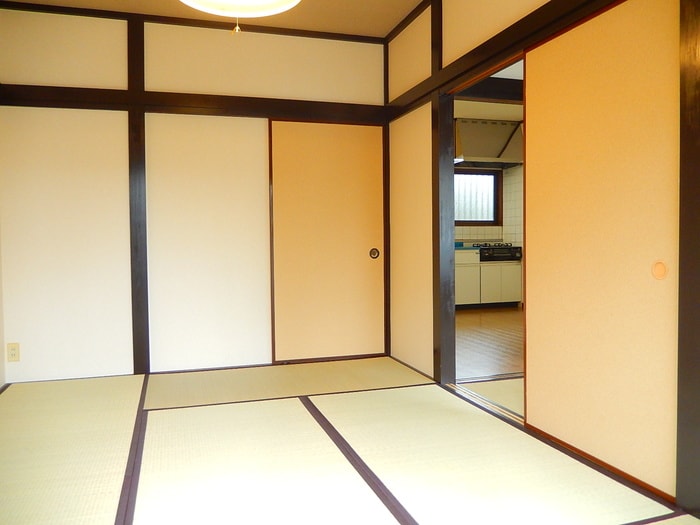 居室 藤三ハイツ