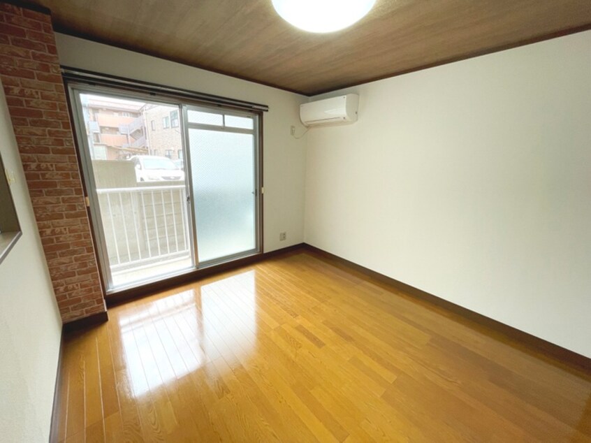 居室 サンパレス