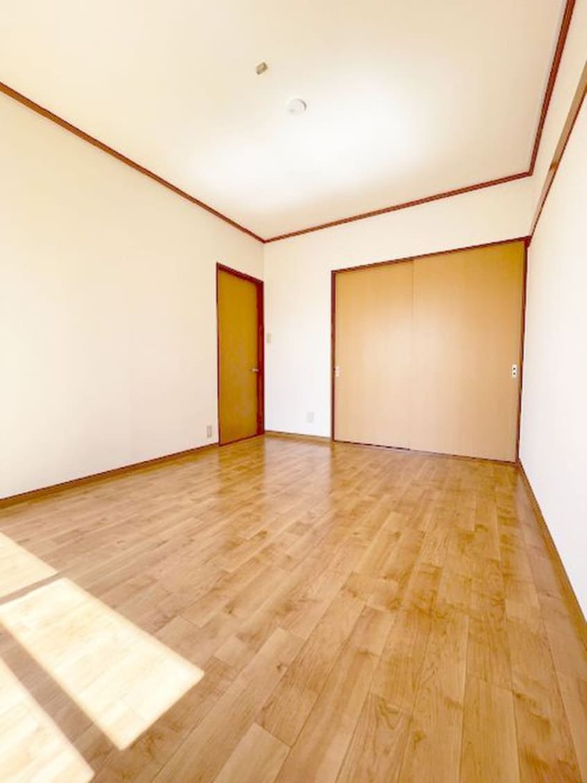 居室 須賀ハイツ