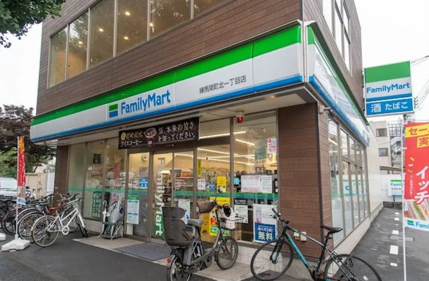 ファミリーマート(コンビニ)まで130m 仮)関町北1丁目－B計画