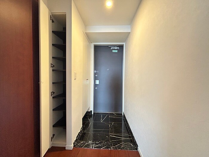 玄関 THE TOKYO TOWERS MID TOWER(29F