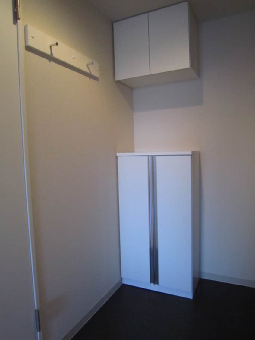 玄関 ヴィラフロ－レンス