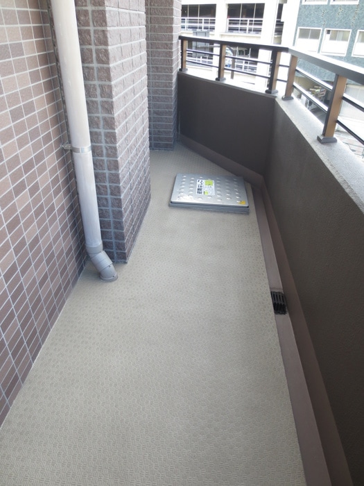 ベランダ・バルコニー ラ・ボーン・ヴィ平井