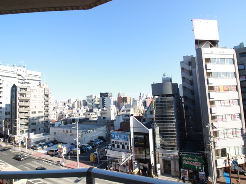 室内からの展望 スカイコート横浜日ノ出町(602)