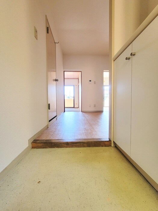 玄関 クワイエット柿の木台