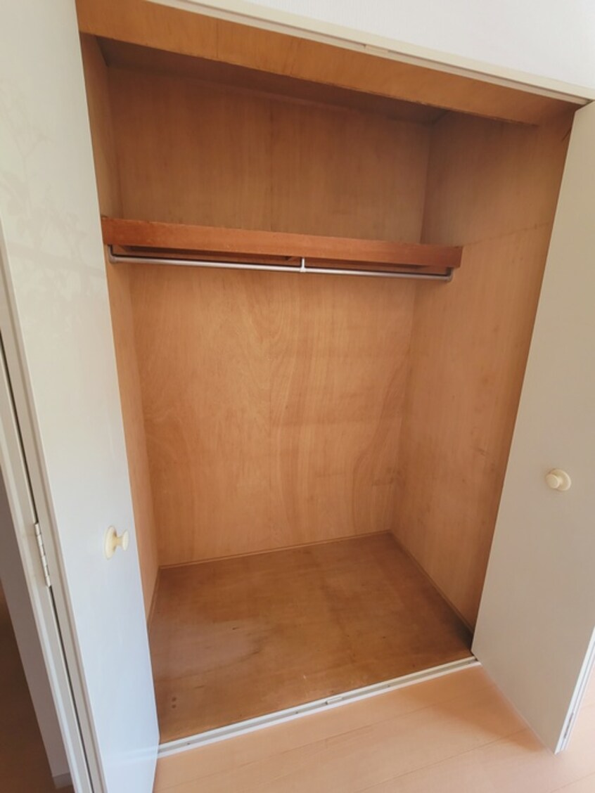 収納 クワイエット柿の木台