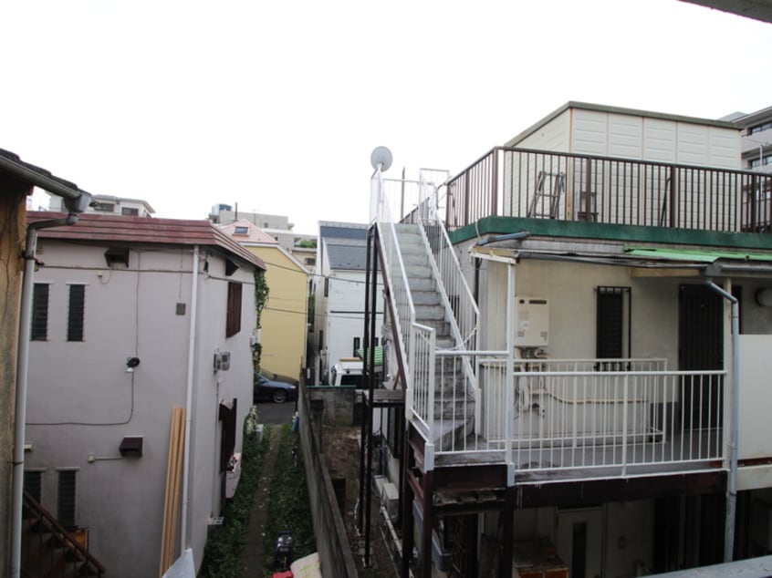 室内からの展望 グリ－ンコ－ポ西荻