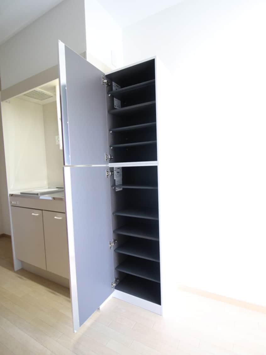 靴箱 レフィ－ノ弘明寺