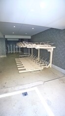 駐輪場 KENEDIX千葉中央