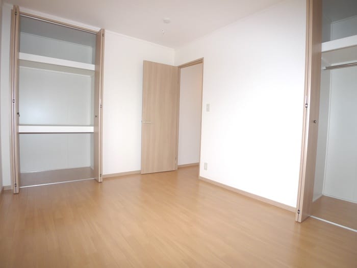 収納 メゾンドールⅧ