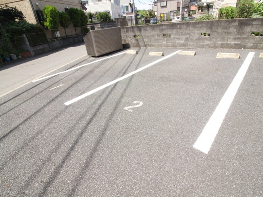 駐車場 ウィスタリア