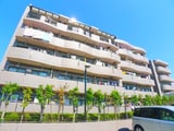 Iファミール