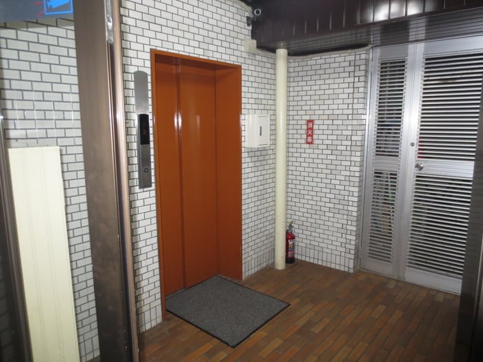 エントランス部分 横浜ユニハイム(505)