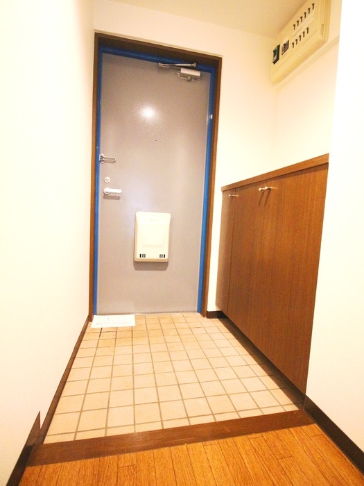 玄関 エマーレふじみ野