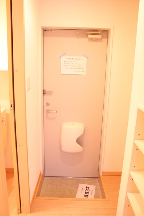 玄関 ハ－ミットクラブハウス長津田Ｂ