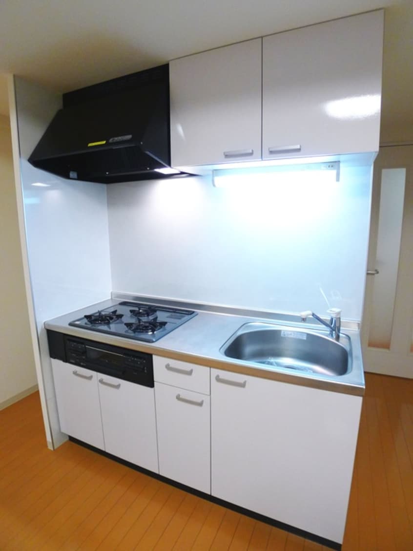 キッチン オ－ベルニュⅡ