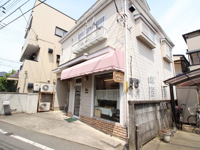 パン屋こんぱす(カフェ)まで450m マロンハイツ