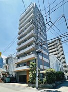 第１０シントウキョウビルの外観