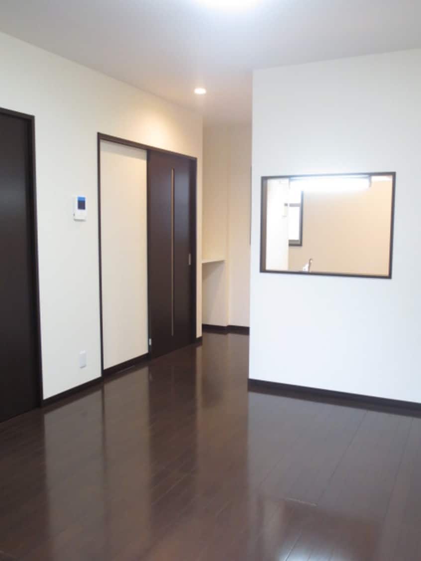 居室 ラ・フェリ－チェ