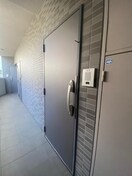 玄関 アルファコート西川口２６