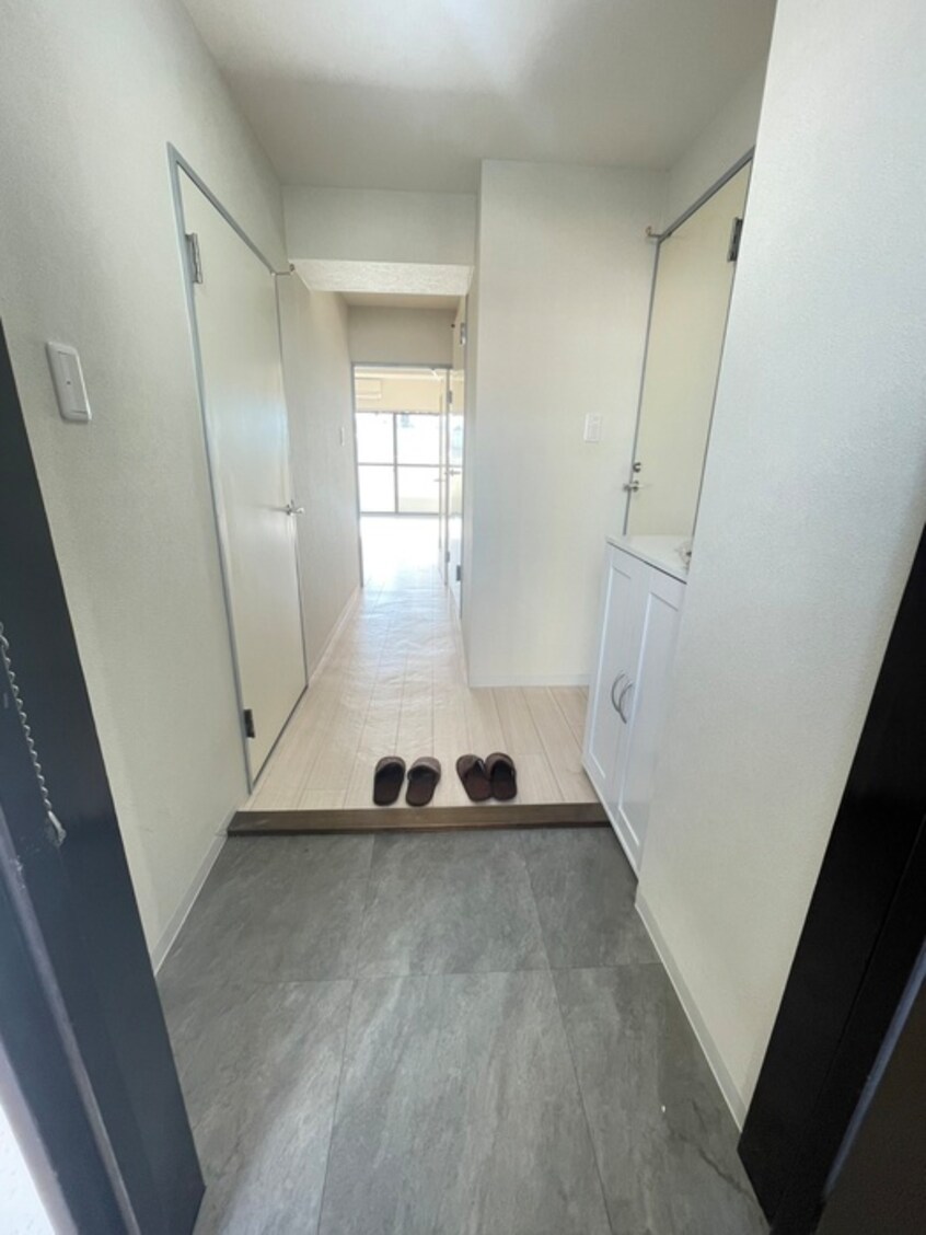 玄関 荻野ビル
