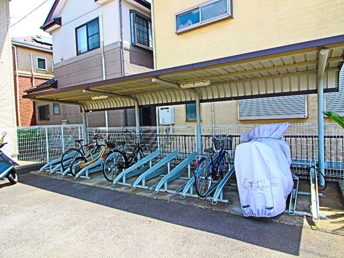 駐輪場 シャルマンＩｋｅｄａ