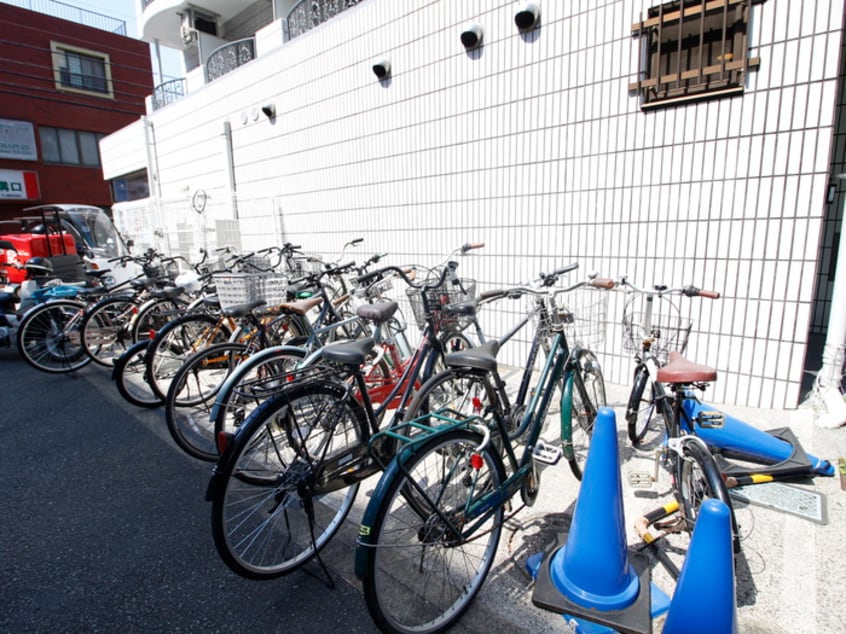 駐輪場 コスモリード溝の口