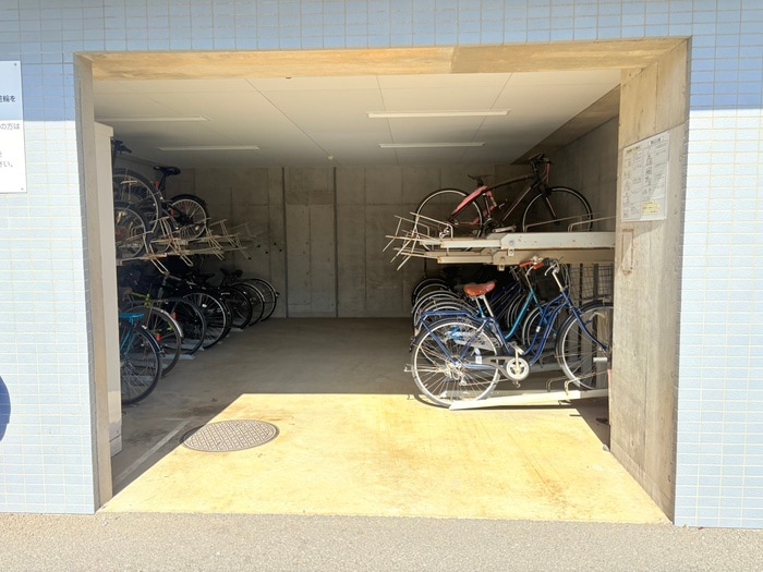 駐輪場 ＹＡＳＡＫＵビル