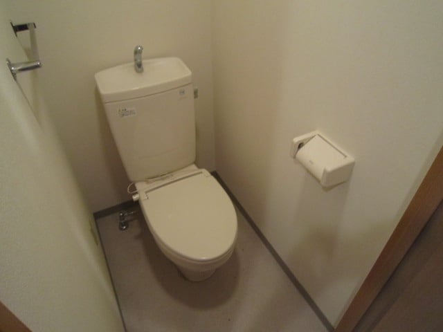 トイレ ＹＡＳＡＫＵビル