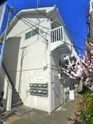 クレッセント小台の外観