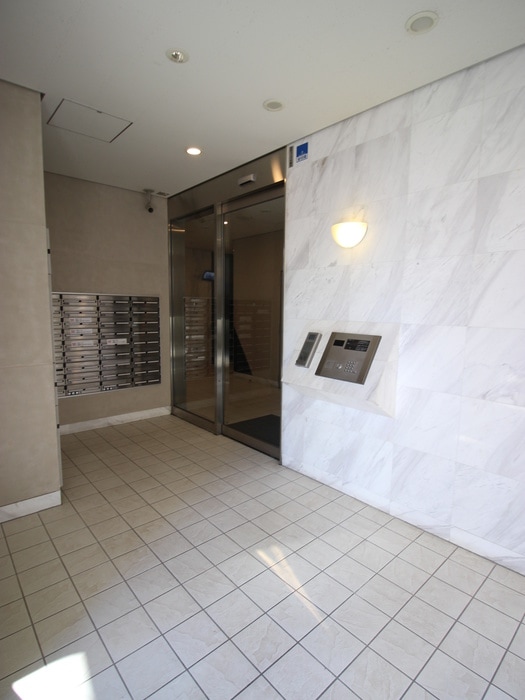 エントランス部分 ＨＦ若松河田レジデンス