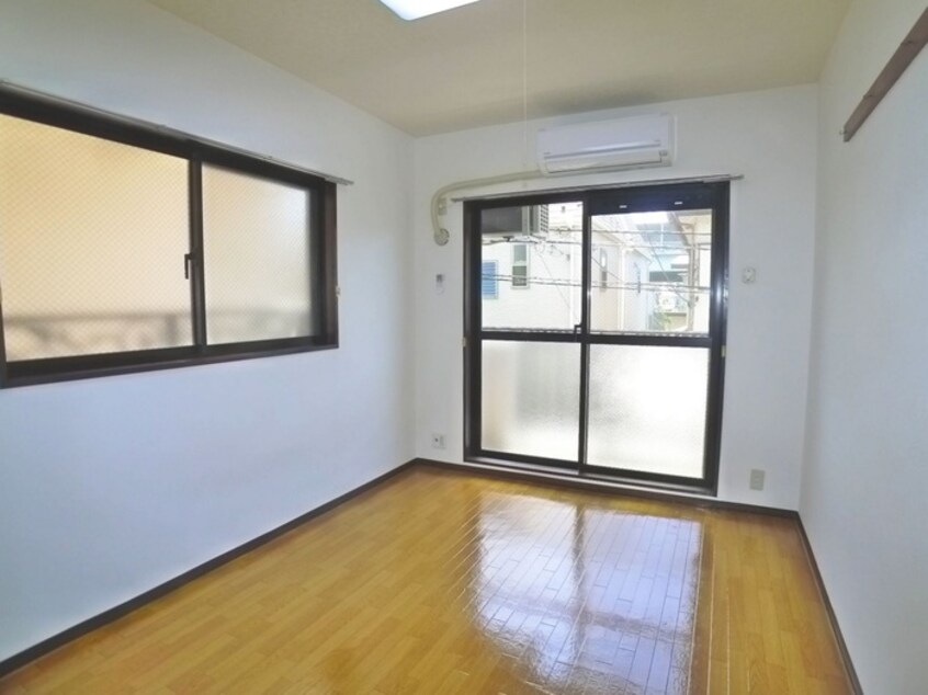 居室 メゾン市川