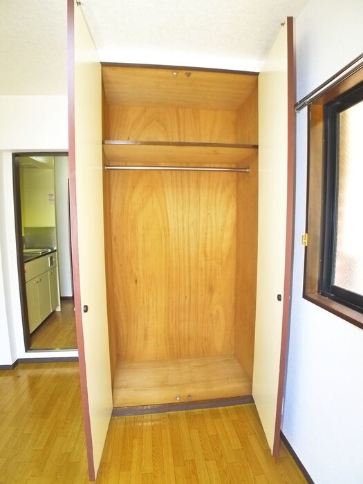 収納 メゾン市川