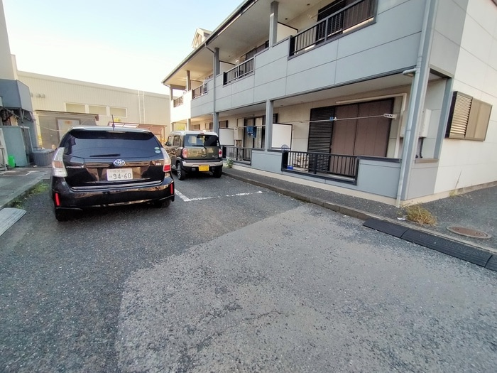 駐車場 ＶＩＬＬＡ  Ｈ０ＲＡＩ  Ｂ棟
