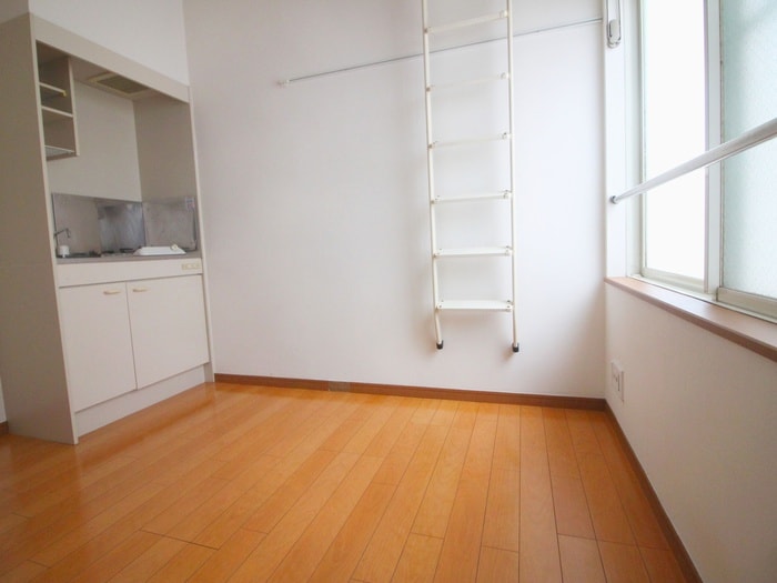 居室 グレースルナ