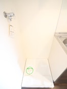 洗濯機置場 リオン自由が丘