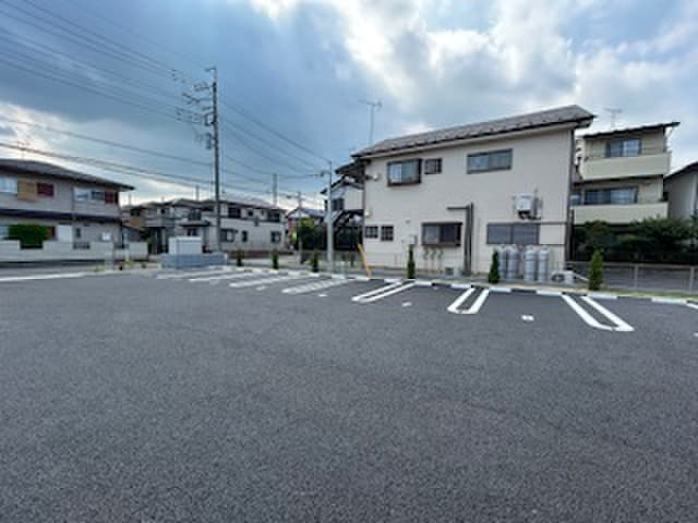 駐車場 カーサ　ヴィヴァーチェ