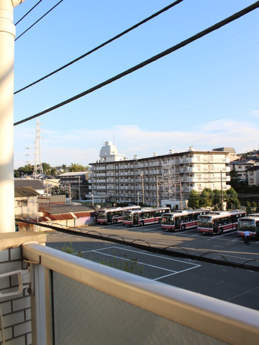 室内からの展望 エルニド西生田