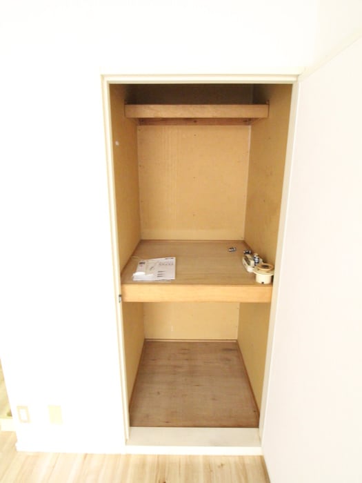 収納 サンハイツ