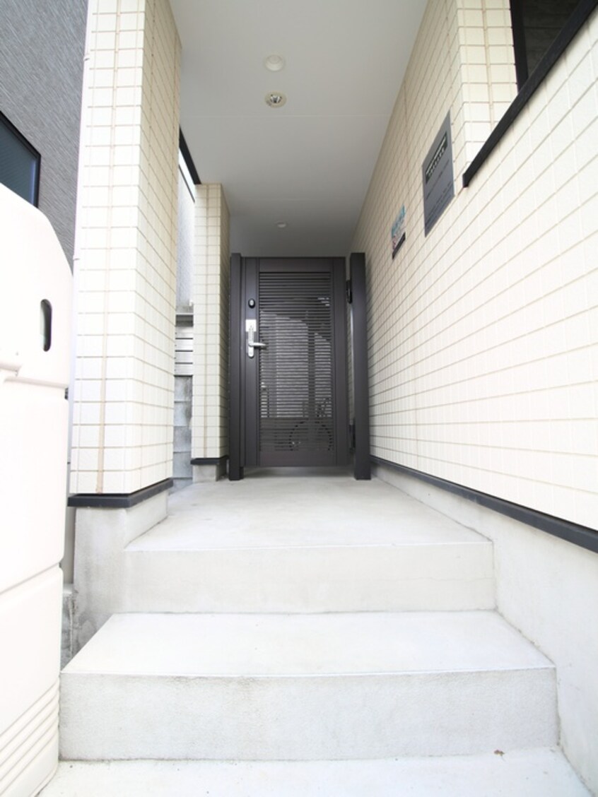 エントランス部分 EMIXIA