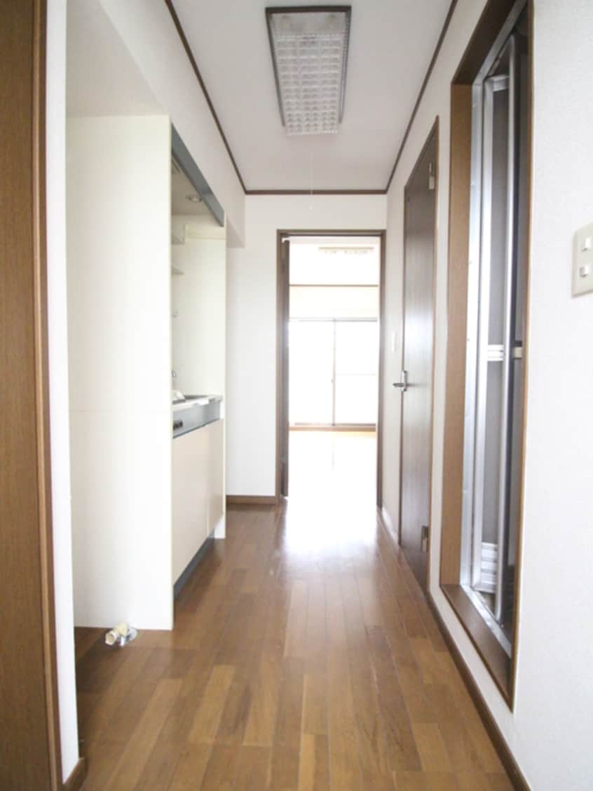 廊下 チェリー自由が丘