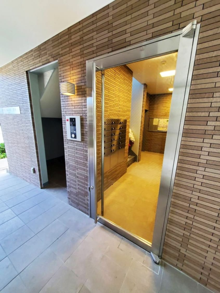 エントランス部分 ＧＲＥＥＮ　ＳＱＵＡＲＥ志木