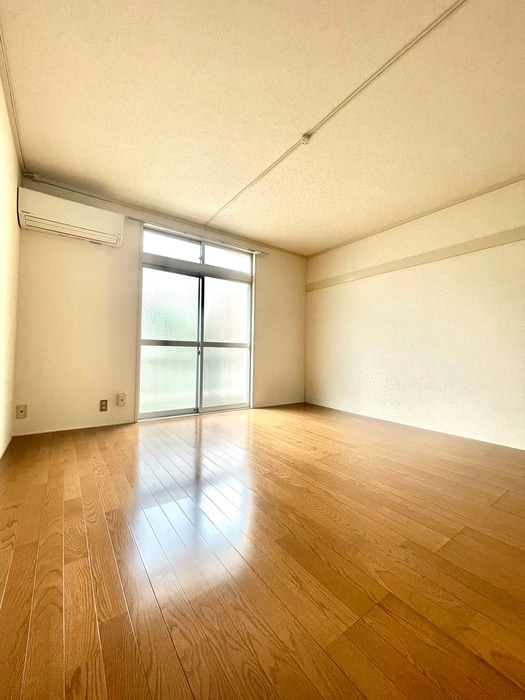 居室 レピュート６０