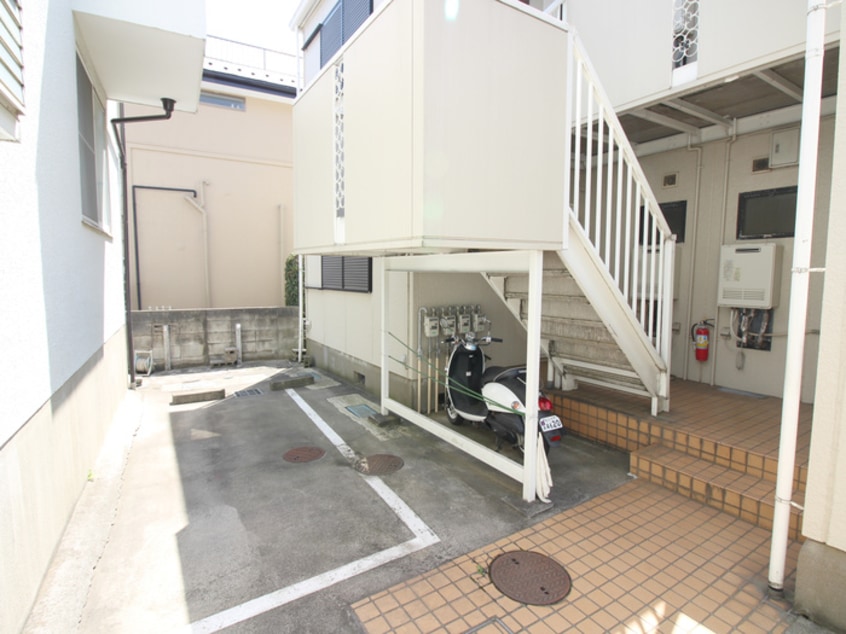 駐車場 ハイツベルク
